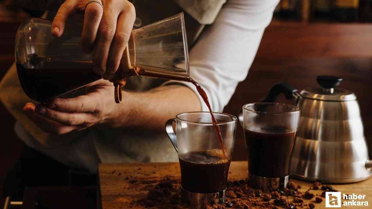 Düzenli kahve ya da çay tüketen kanser hastaları dikkat!