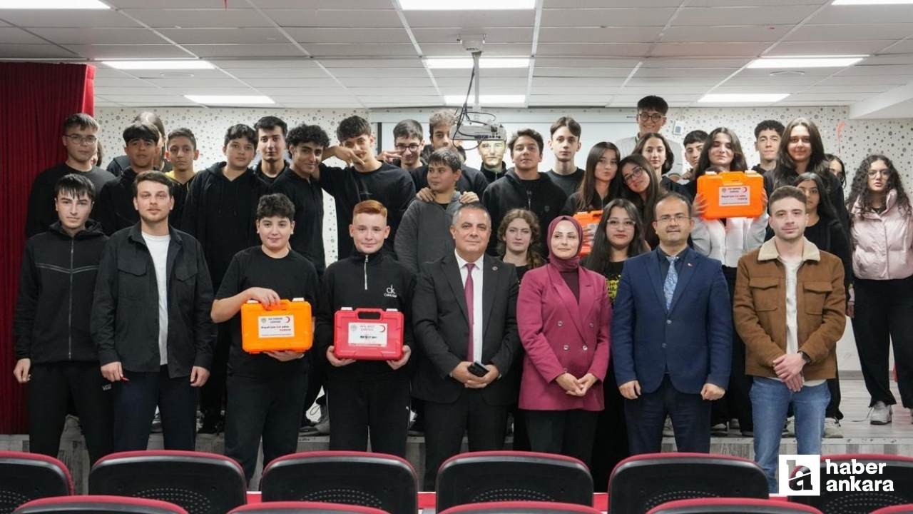 Etimesgut Belediyesi'nden okullarda afet bilinci eğitimi!