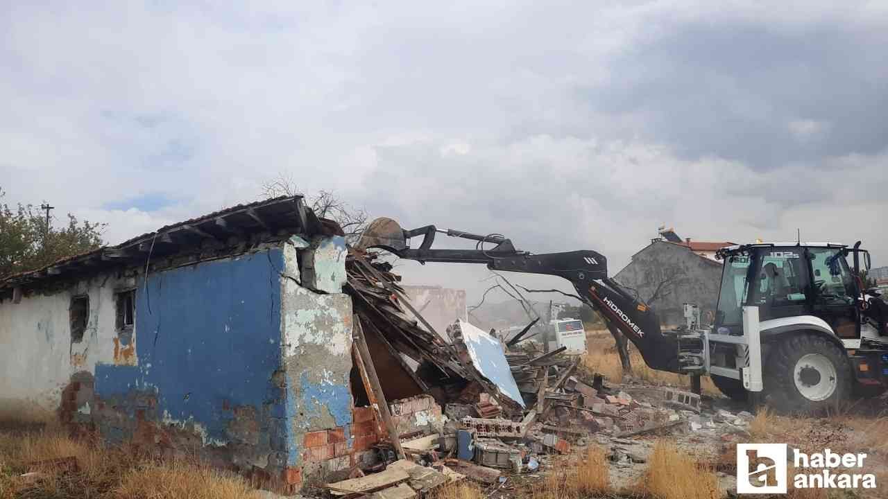Altındağ Belediyesi mahalle mahalle metruk yapılarla mücadele ediyor