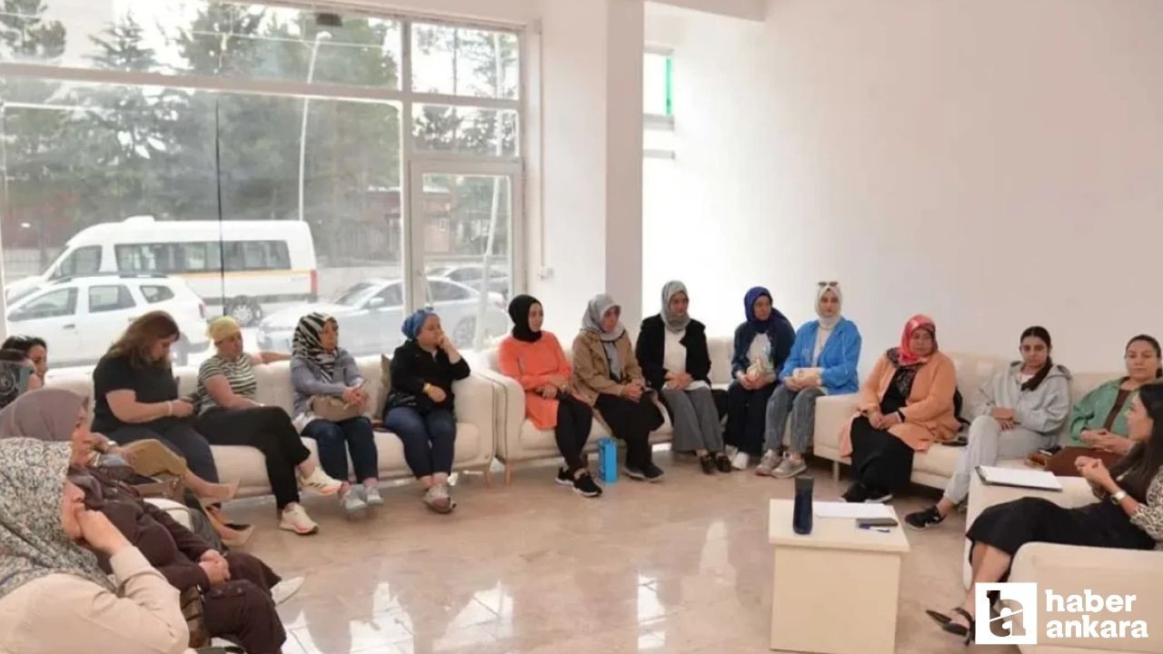 Kahramankazan'da 'Kendi Hayat Hikayemi Yazıyorum' semineri