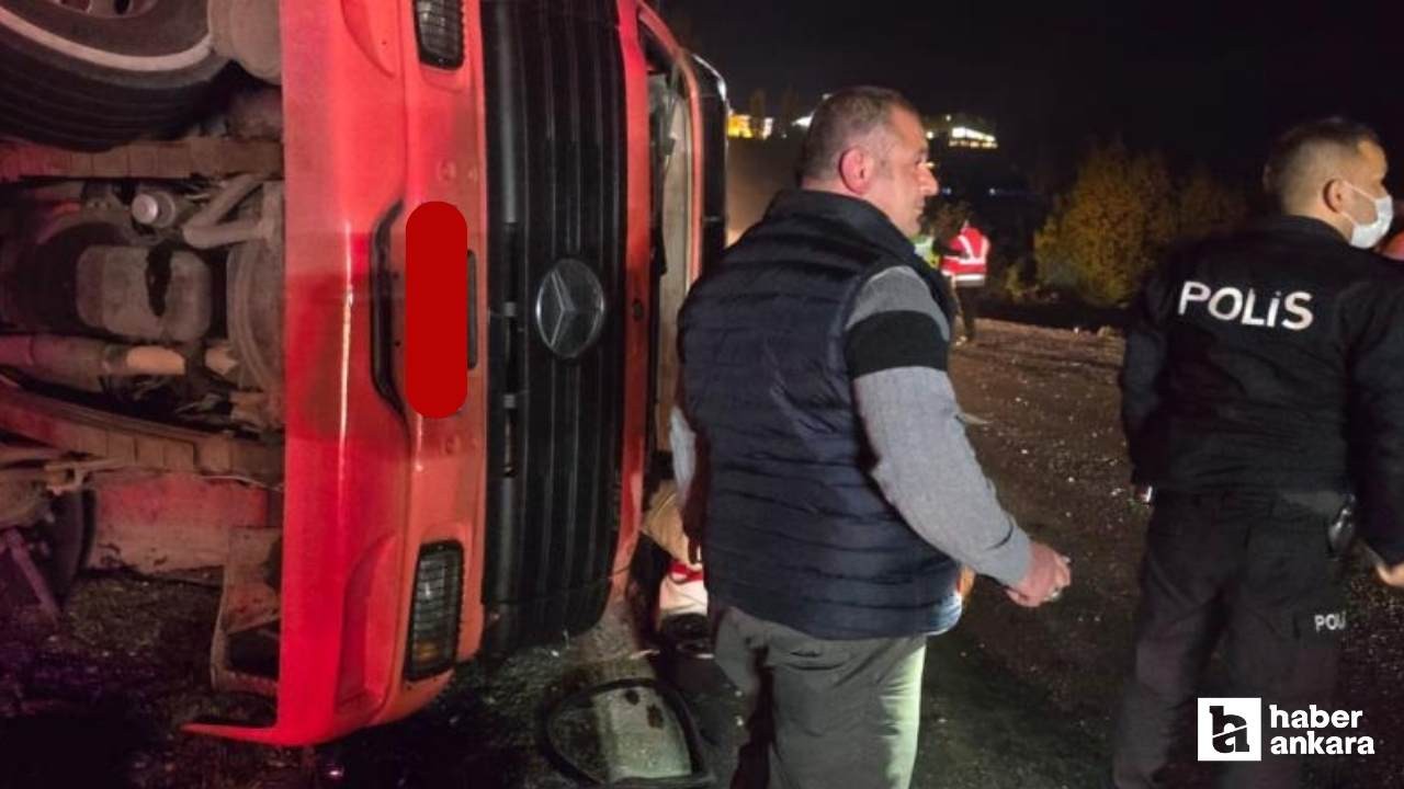 Haymana'da virajı alamayan tır devrildi: 1 yaralı