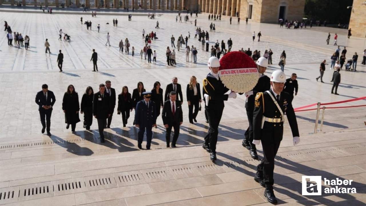 ANTGİAD Anıtkabir'İ ziyaret etti