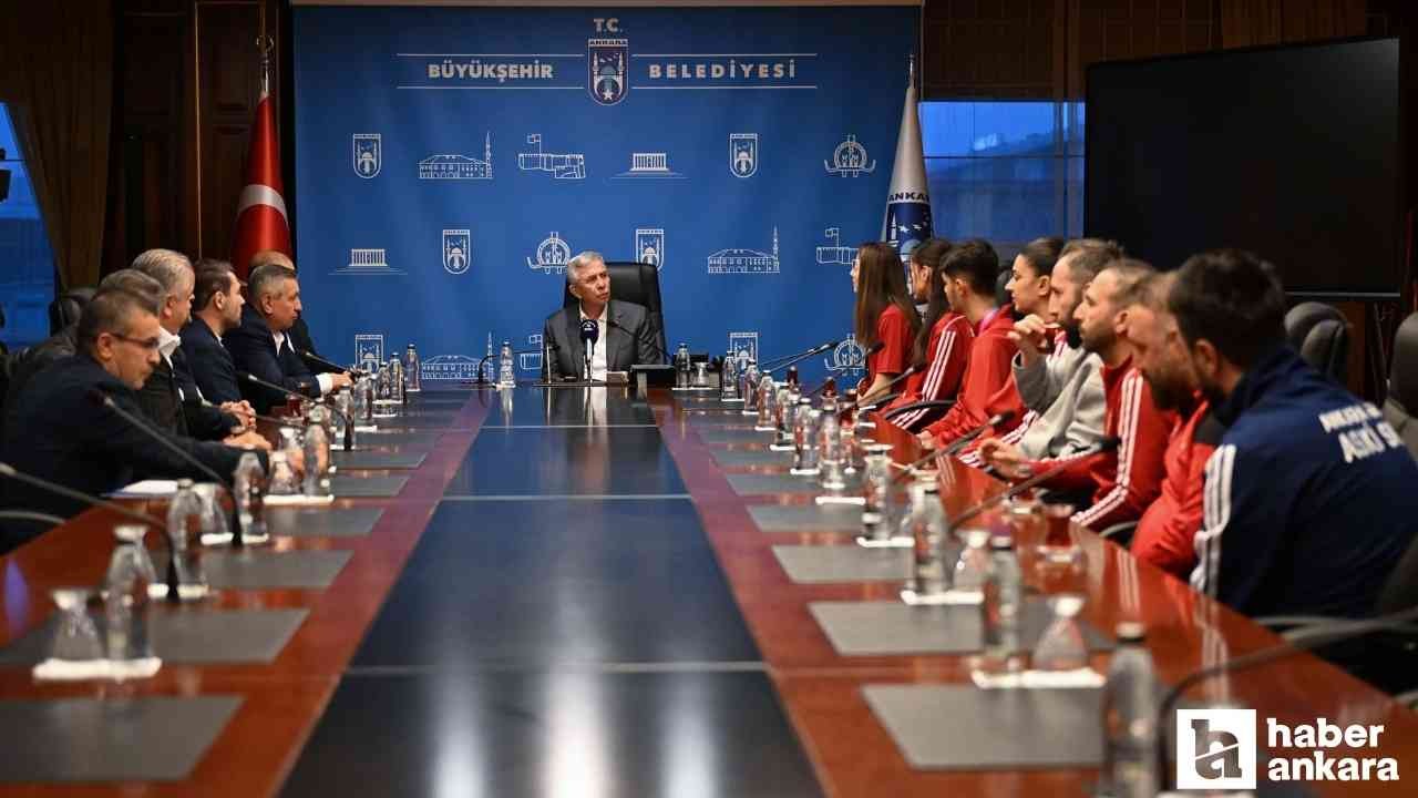 ASKİ Spor'un milli sporcularından Mansur Yavaş'a ziyaret!