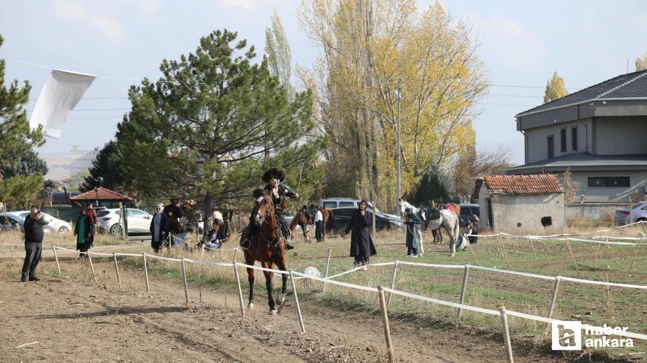 Çubuk'ta yapılan Atlı Okçuluk Güz Toyu'na yoğun ilgi