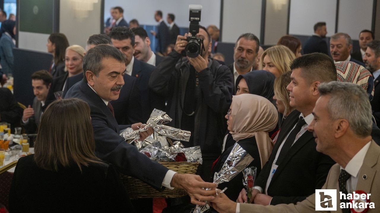 Bakan Tekin, 81 ilden gelen öğretmenlerle Başkent Öğretmenevi'nde buluştu