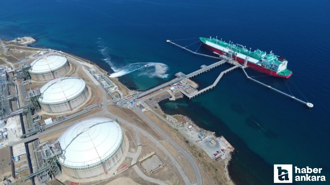 Bakan Bayraktar'dan LNG kapasitesi açıklaması!