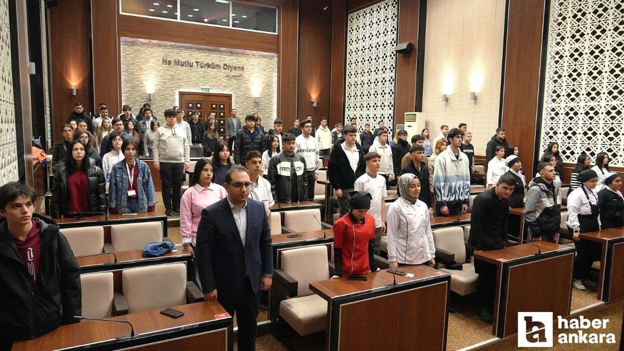 Keçiören Belediyesi stajyer öğrencilere sağlık eğitim programı düzenledi