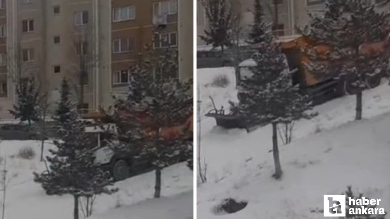 Mamak'ta kayan kar küreme aracı binanın duvarına çarptı