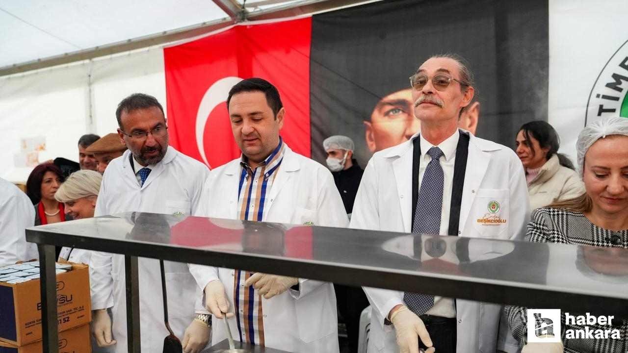 Başkan Beşikcioğlu'ndan Etimesgut'ta iftar çadırına ziyaret