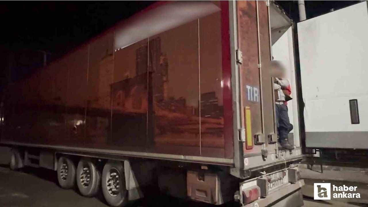 Çankırı'da yapılan operasyonda tır dorsesinde 75 kaçak göçmen yakalandı