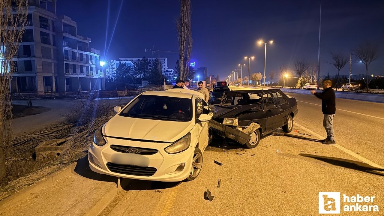 Çubuk'ta otomobil ve motosiklet çarptıştı: 1 kişi yaralandı