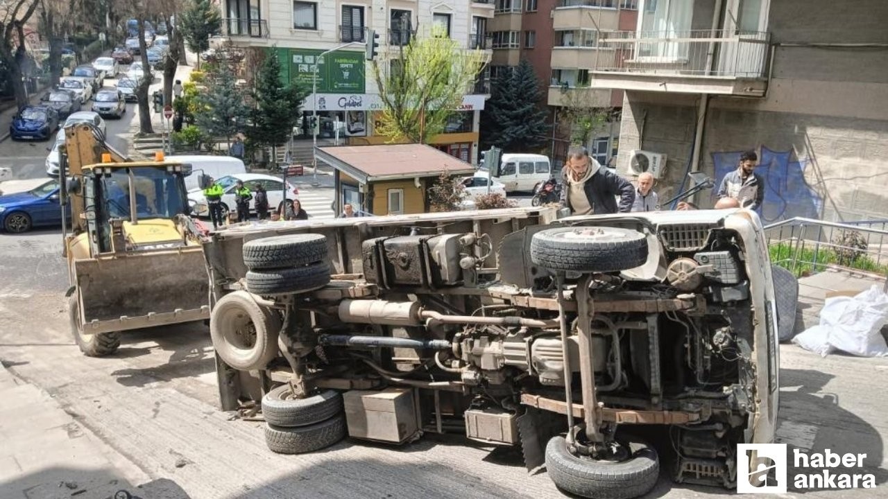 Çankaya’da sürücü yokuşta ilerleyemeyen kamyonetini araçlara çarpmamak için kasten devirdiğini iddia etti