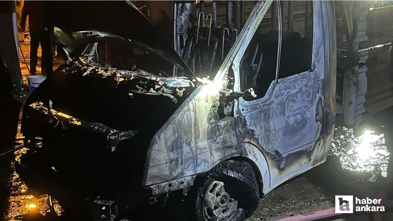 Çorum'da park halindeki kamyonette çıkan yangın eve sıçradı