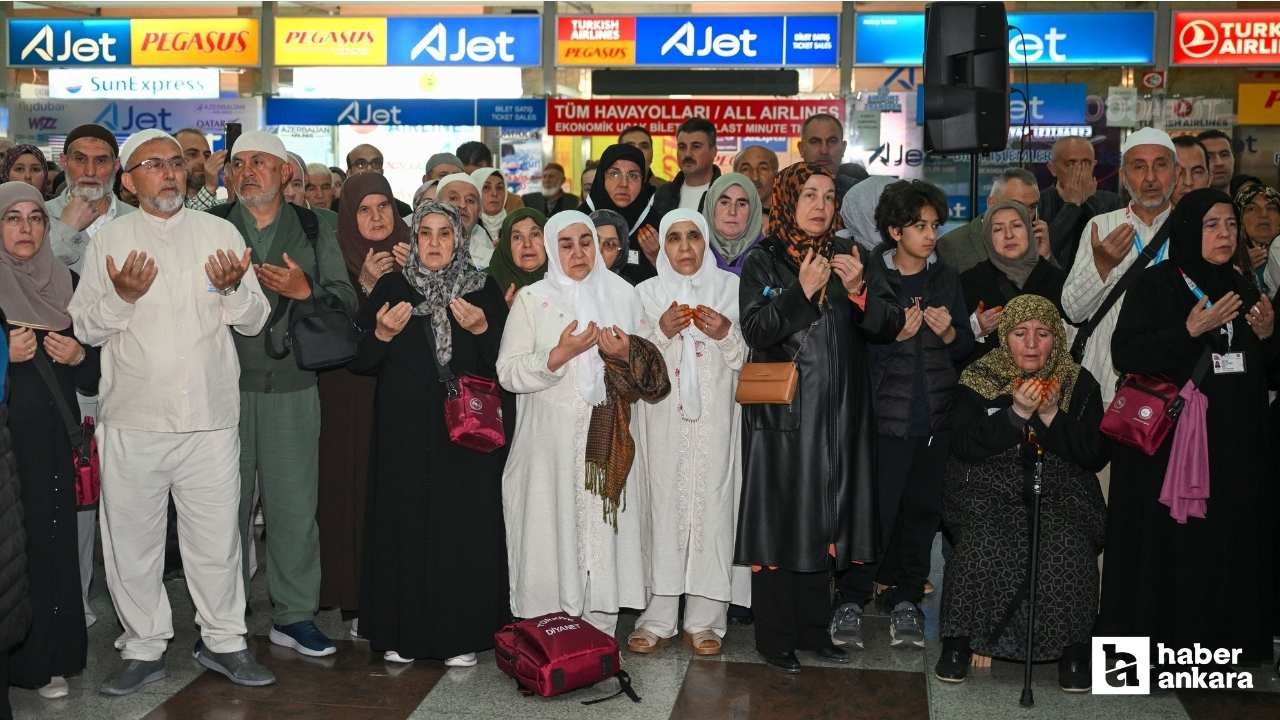 Ankara'da ilk hac kafilesi törenle kutsal topraklara uğurlandı