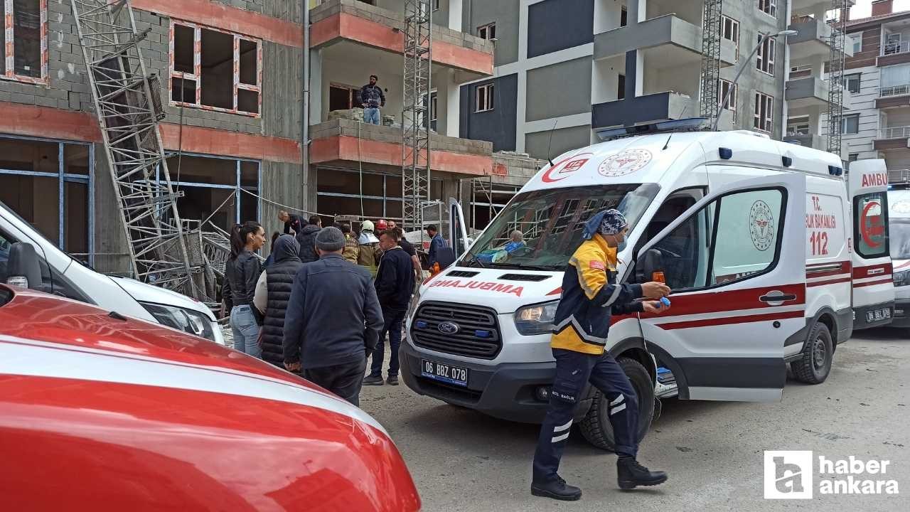 Kahramankazan'da iskele çöktü, 1'i ağır 3 işçi yaralandı