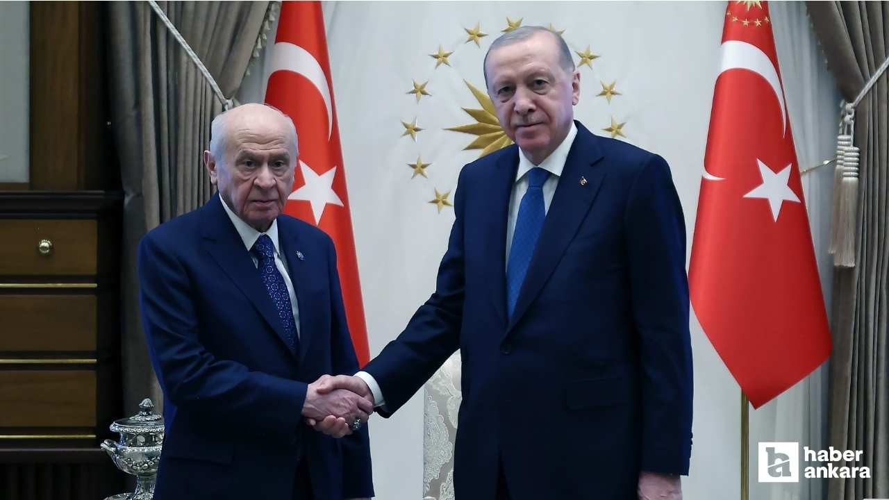 Cumhurbaşkanı Erdoğan ile Devlet Bahçeli, Cumhurbaşkanlığı Külliyesi'nde görüştüler