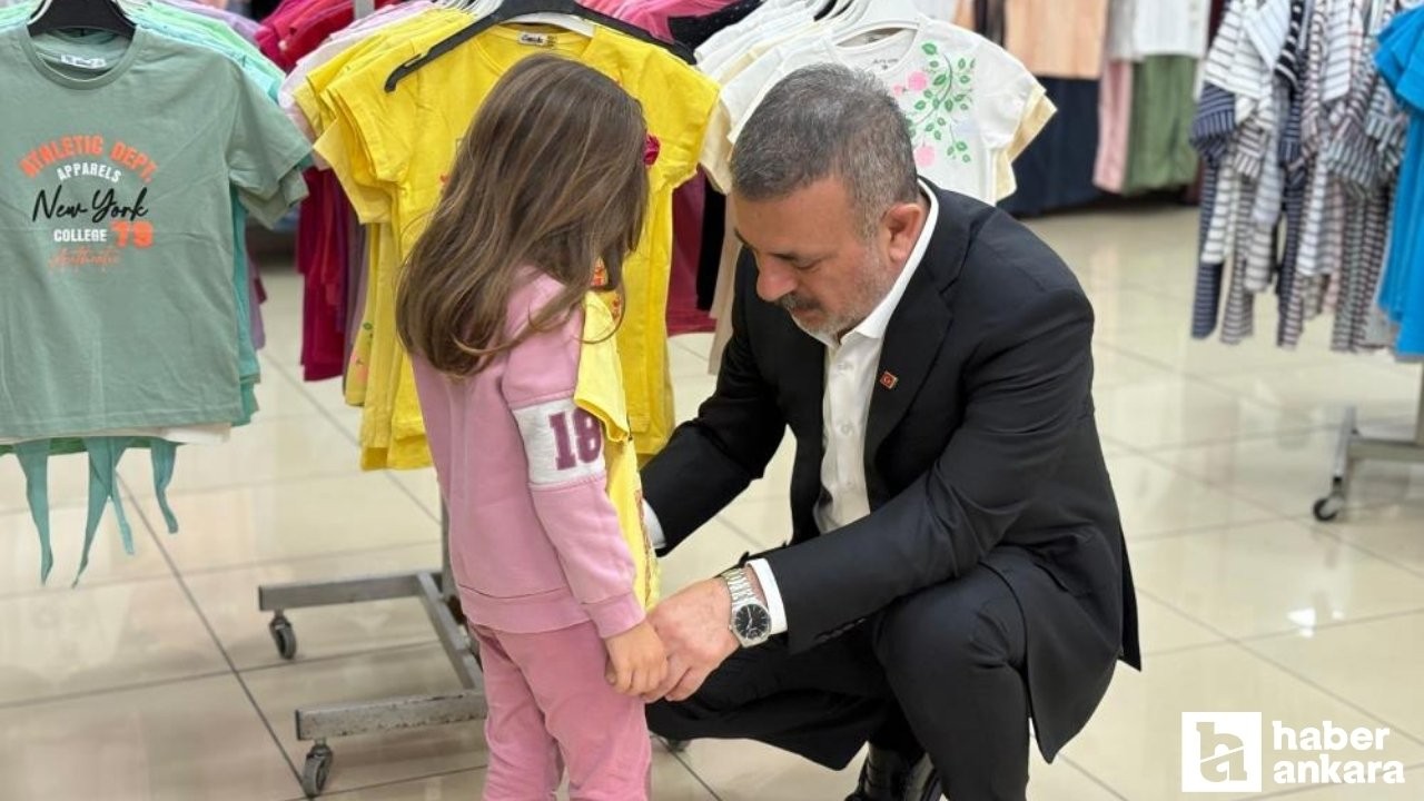 Sincan Belediye Başkanı Ercan 1100 çocuğa bayramlık hediye etti