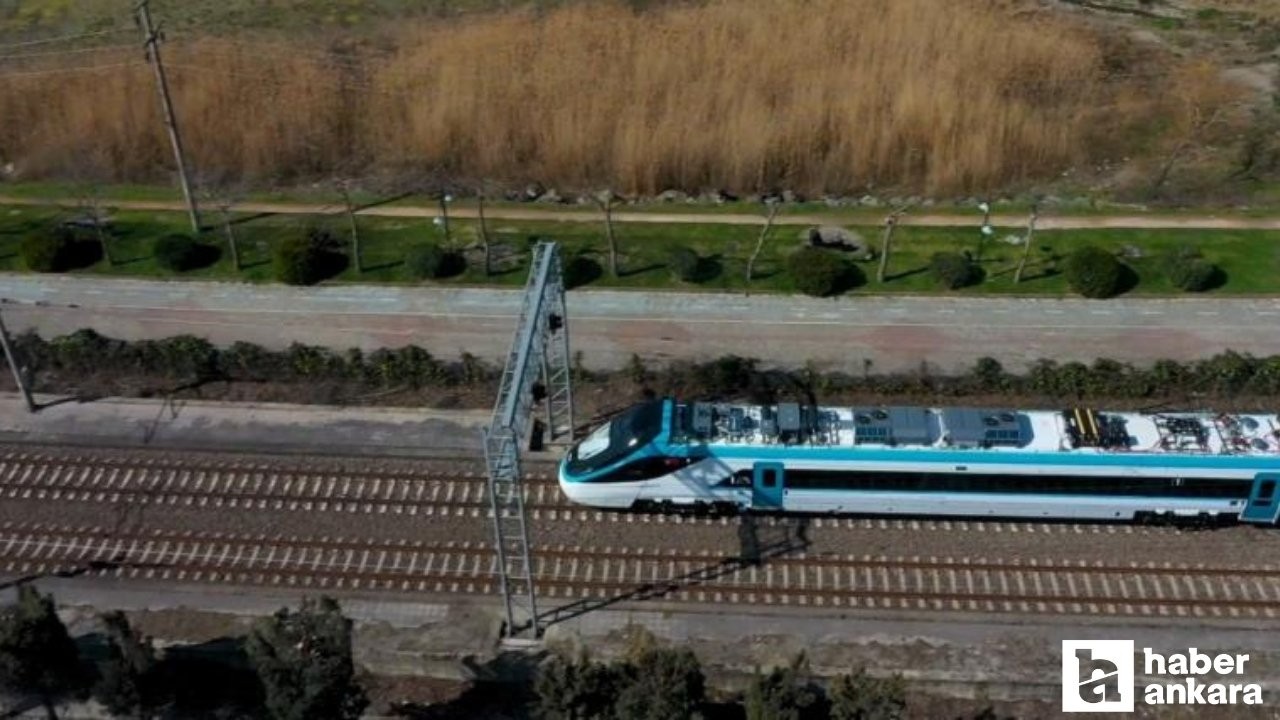 Bakan Uraloğlu: 'Milli Elektrikli Hızlı Treni'nin testleri sürüyor'