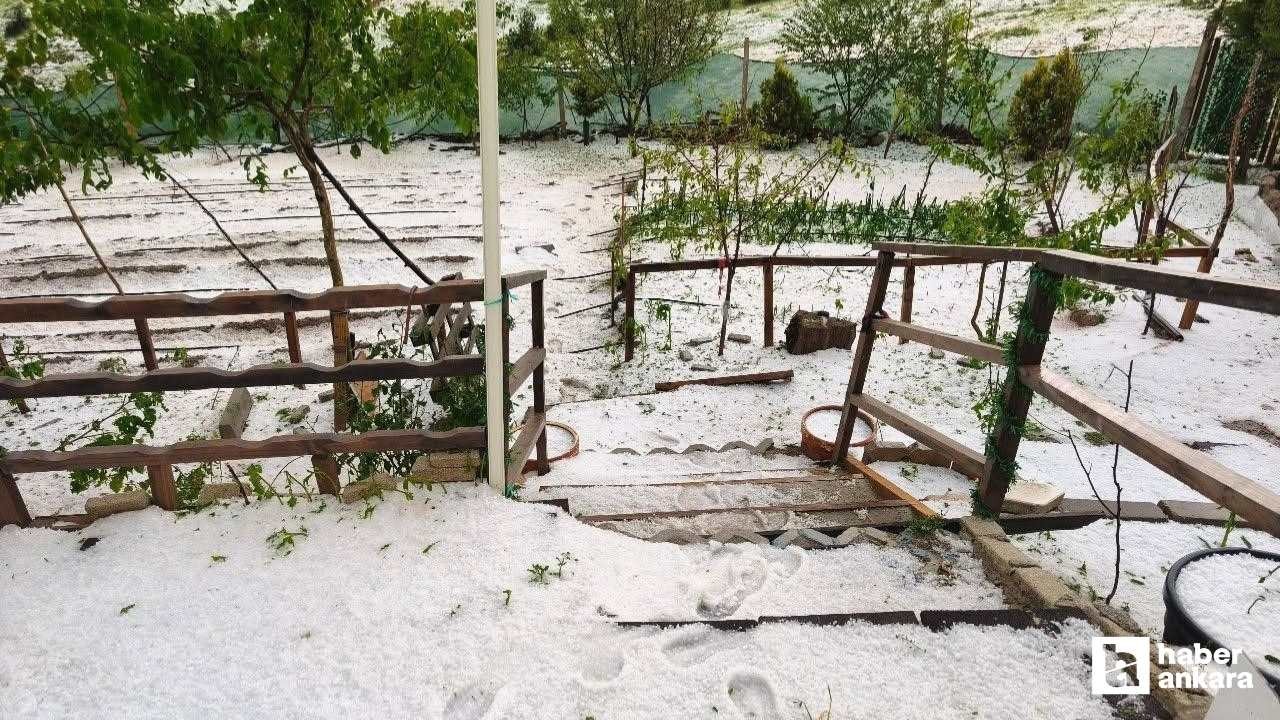 Keçiören'de şiddetli dolu yağışı etrafı beyaza bürüdü