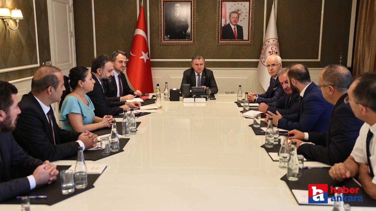 Ankara Ticaret Odası Heyeti'nden Gençlik ve Spor Bakanı Bak'a ziyaret