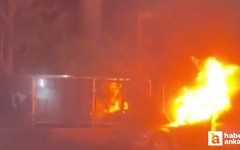 Etimesgut'ta seyir halindeki otomobilde çıkan yangın korkuttu
