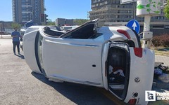Ankara'da iki araç kafa kafaya çarpıştı: 2'si bebek 6 kişi yaralandı
