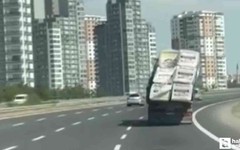 Çankaya çevreyolunda aşırı yüklü kamyon trafik güvenliğini tehlikeye attı