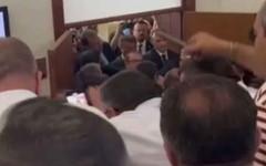 TBMM komisyonunda arbede çıktı: Milletvekilleri birbirine girdi!