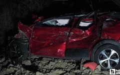 Kahramankazan'da iki araç kafa kafaya çarpıştı: 3 kişi olay öldü