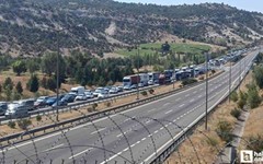 Ankara-Bolu Otoyolu'nda metenol yüklü tanker kaza yaptı