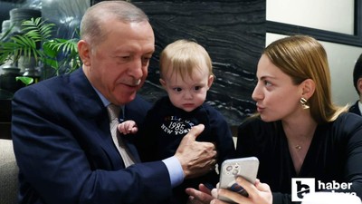 Cumhurbaşkanı Erdoğan Ankara'da kafe ziyaretinde vatandaşlarla sohbet etti