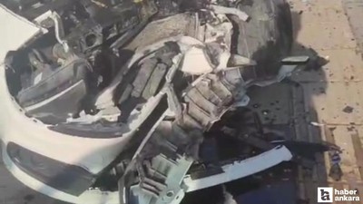 Sincan'da seyir halindeki iki araç çarpıştı: 3'ü ağır 9 kişi yaralandı
