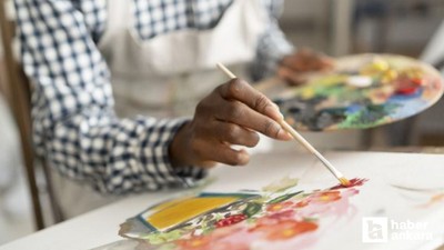 9 yaşındaki küçük ressam Ankara'da ilk kişisel sergisini açtı
