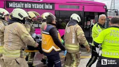 İstanbul'da metrobüs kazası: 1 kişi öldü, 20 kişi yaralandı