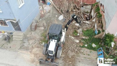 Eskişehir'de metruk binaların yıkımı sürüyor!