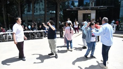 Pursaklar Belediyesi Engelsiz Yaşam Merkezinde eğlence düzenledi