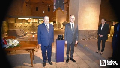 Türkiye Mochica kültürüne ait tarihi kolyeyi Peru'ya iade etti