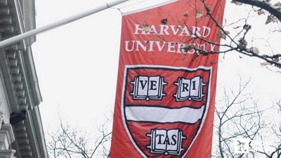 Harvard'dan fon kesintilerine karşı önlem: Araştırma için 250 milyon dolar ayıracak!
