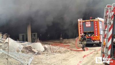 Etimesgut'ta yangın son dakika: İnşaat halindeki bina yandı