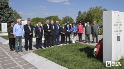 Bülent Ecevit başkentte kabri başında anıldı!