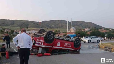 Akyurt'ta itfaiye aracı minibüsle çarpışıp takla attı