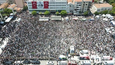 Ferdi Başkan, binlerce Manisalı tarafından gözyaşlarıyla uğurlandı
