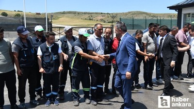 Pursaklar Belediye Başkanı Çetin personeller ile bayramlaştı