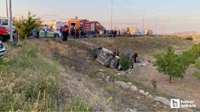 Aksaray'da iki otomobil takla attı, 2'si ağır 8 kişi yaralandı