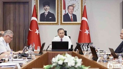 Bakan Yerlikaya başkanlığında yasaklı madde konulu güvenlik toplantısı düzenlendi
