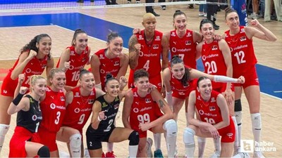 Filenin Sultanları Dominik Cumhuriyeti'ni set vermeden 3-0'la geçti