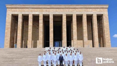 Sahil Güvenlik Komutanlığı, Anıtkabir’i ziyaret etti