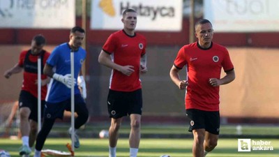 Gençlerbirliği yeni sezonun ilk antrenmanını yaptı