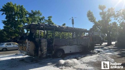Çankaya'da yanan minibüs kullanılamaz hale geldi
