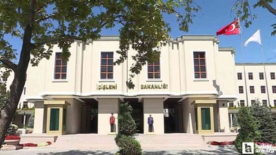 Bakanlık, 15 Temmuz etkinliklerinde Atatürk fotoğrafı kullanımının yasaklandığı iddiasını yalanladı